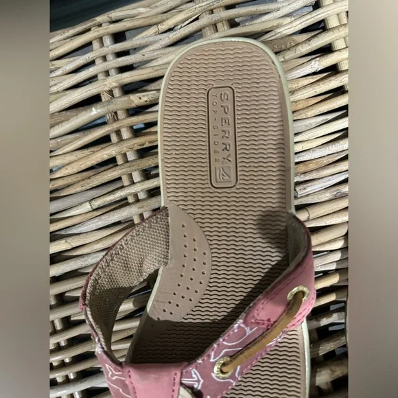 Sperry women’s sandals pink and tan - Picture 4 of 5
